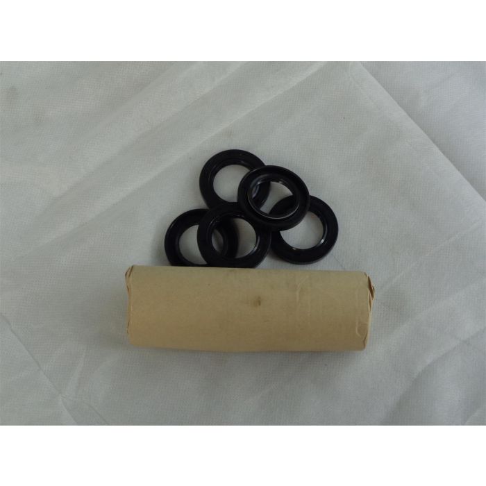 NEW FORCE OIL SEAL 30 47 7 NF96500-30477